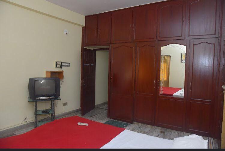 Padmavathi Family Guest House Visakhapatnam Exterior photo